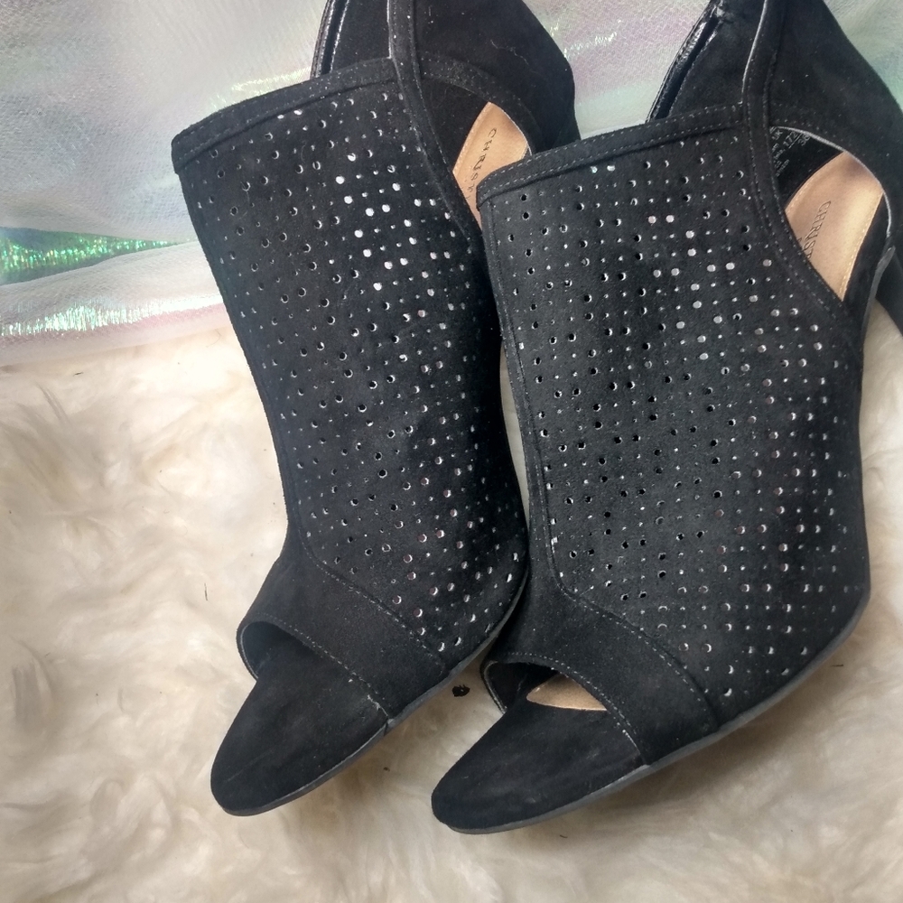 Heels - Picture 5 of 9